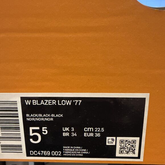 Nike Shoes Blazer Low 77 Wmns Size 5.5 Triple Black Casual School DC4769 002 NEW - Picture 7 of 8